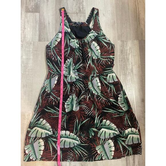 Madewell Silk Island Dress in Jungle Leaf Print Size 4 - Picture 4 of 12